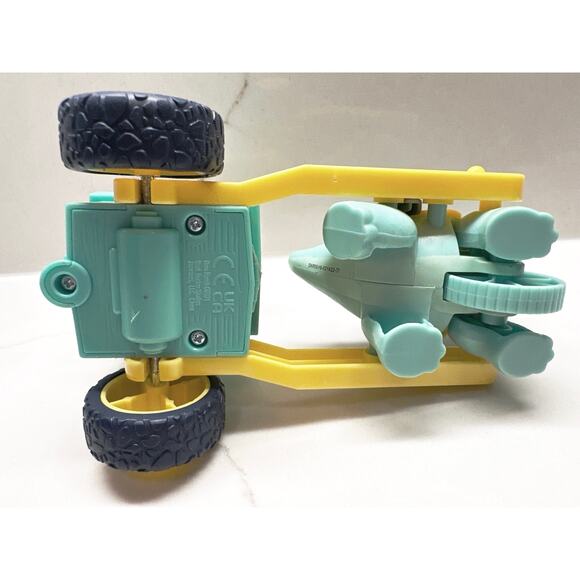 Dino Ranch Ultimate Playground Riding Adventure Min Clover Care Cart Playset Toy - Picture 8 of 9